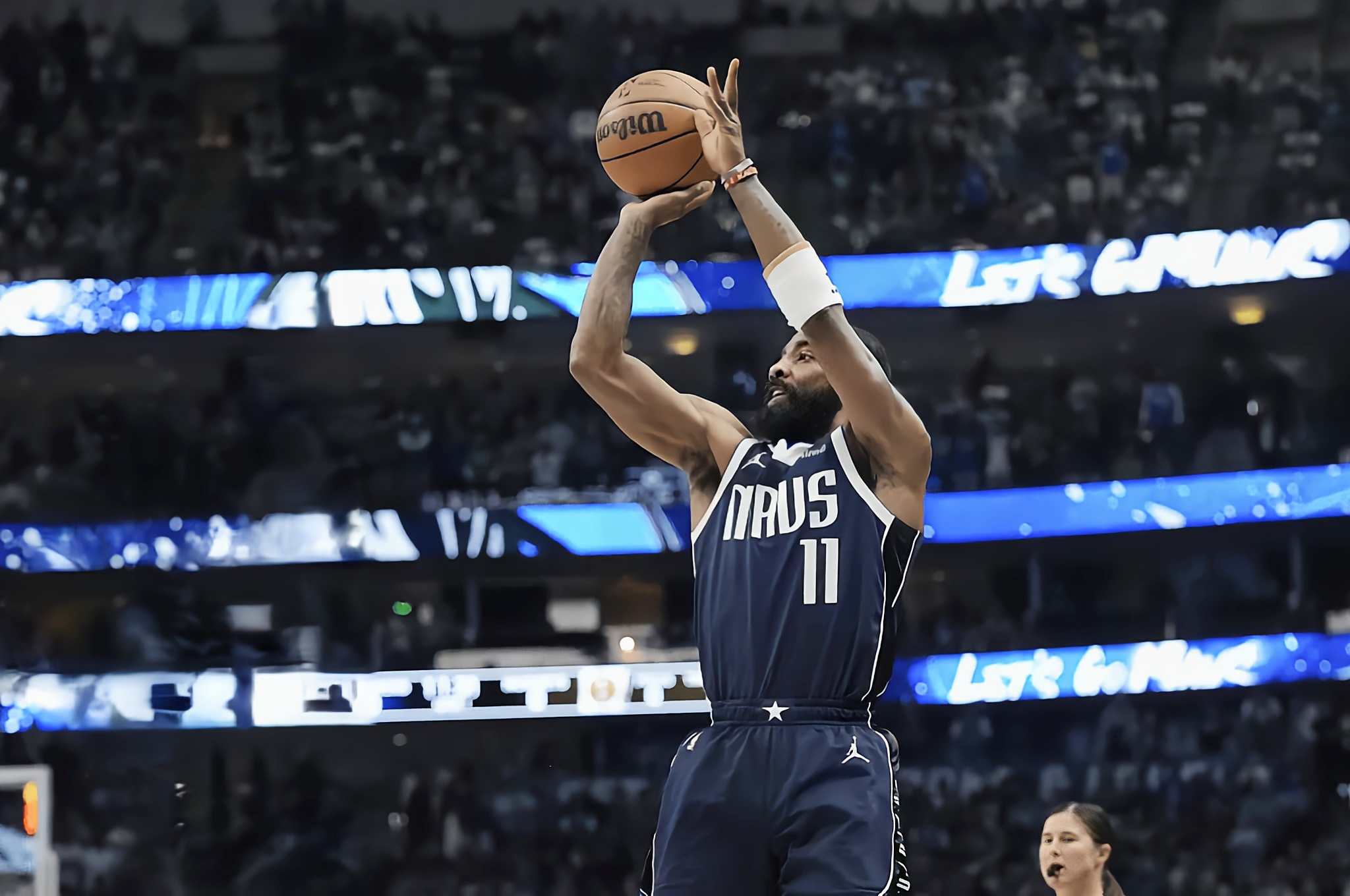 开云下载-步行者逆转独行侠，克莱关键制胜